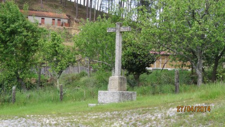Cruzeiro paroquial - Arnozela